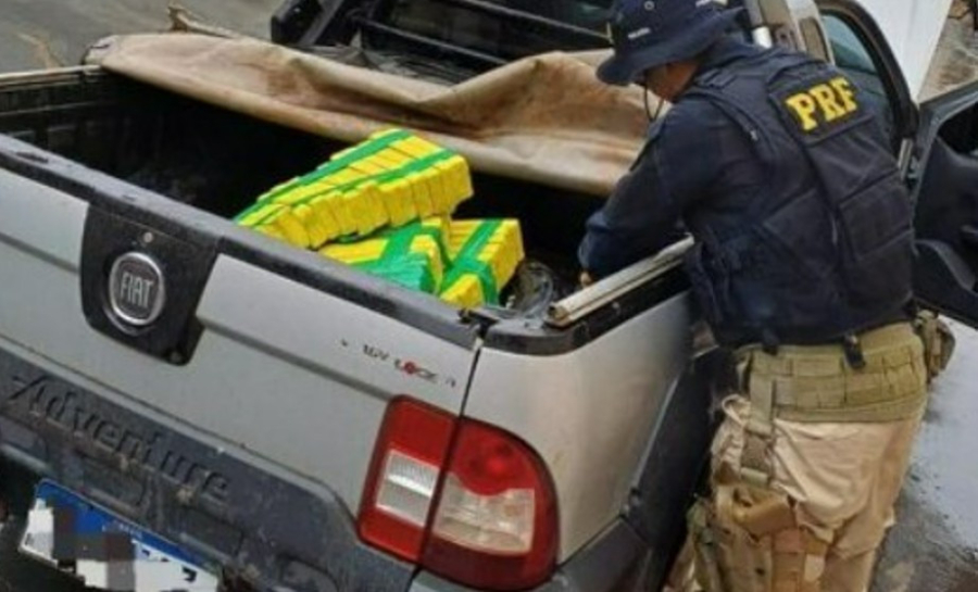 Dupla é presa com quase 300 quilos de maconha na BR-060 em Sidrolândia
